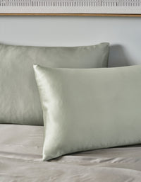 Silk Pillowcase Laurel lifestyle