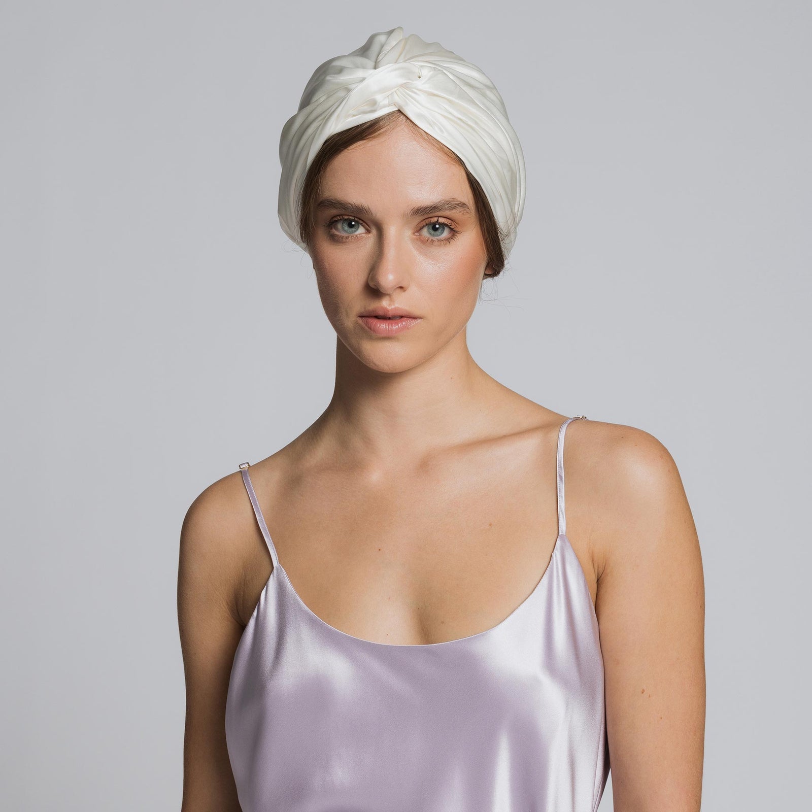 Silk Bonnet Pearl White wide