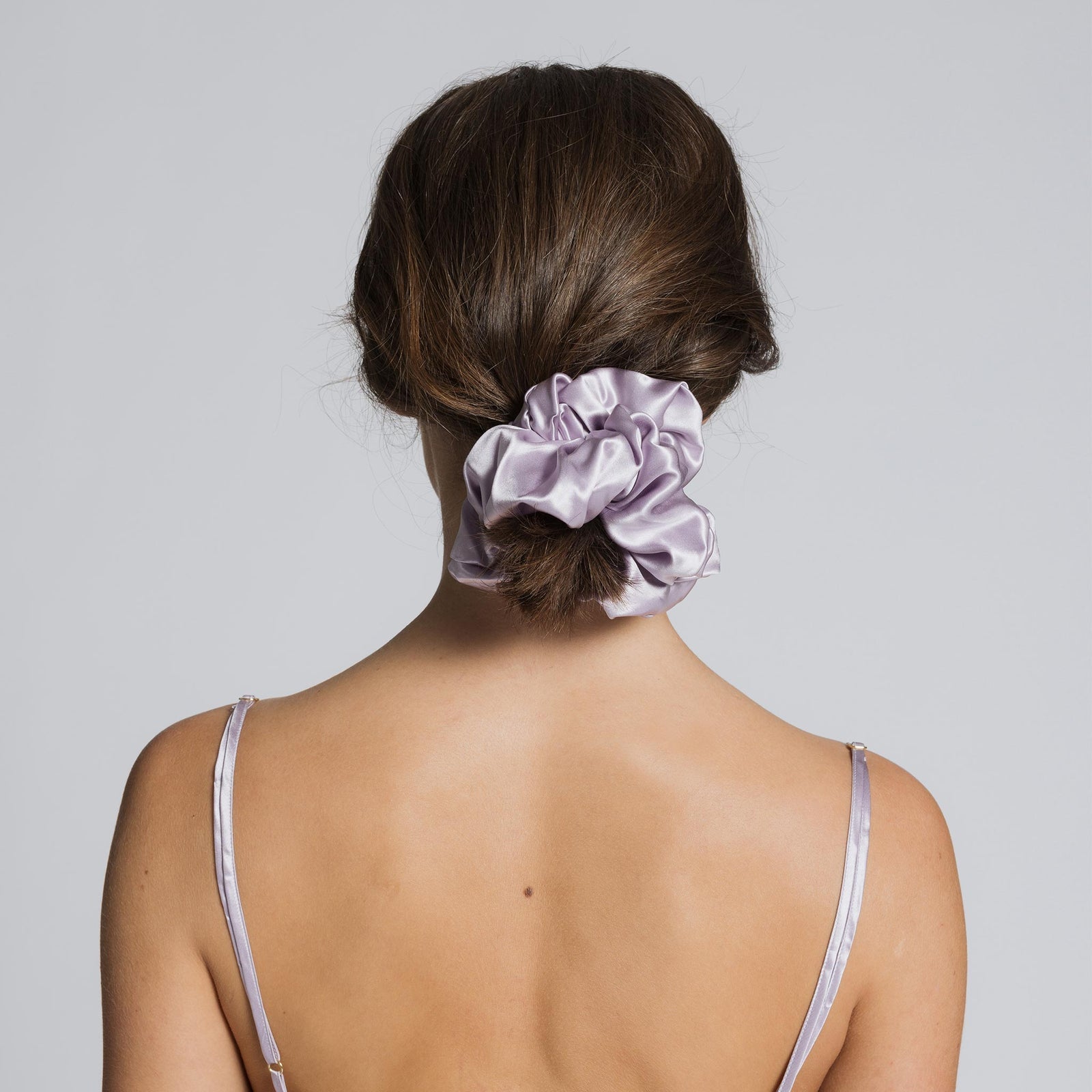 Silk Scrunchie Lilac Haze lookbook 3