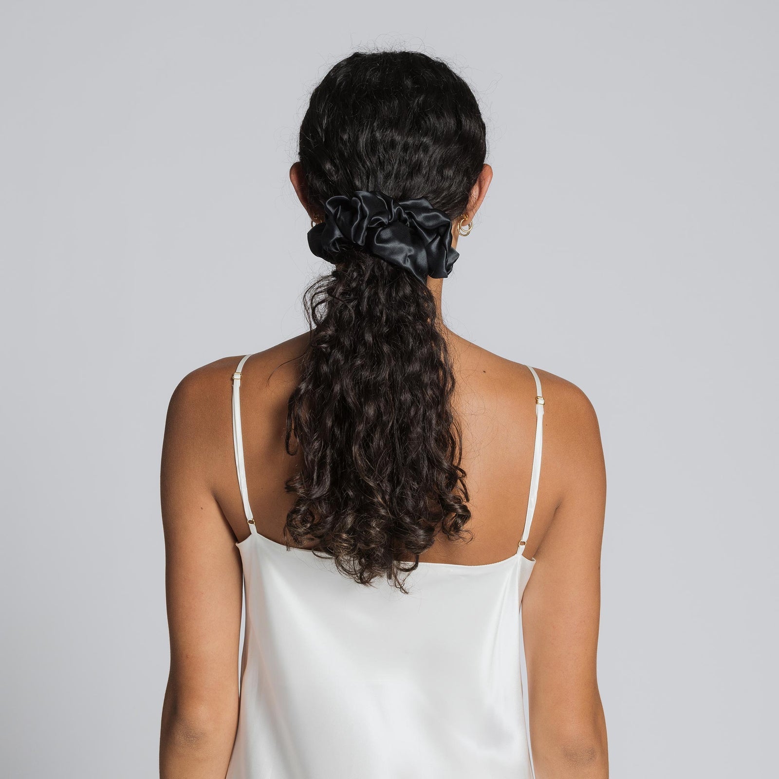 Silk Scrunchie Black lookbook