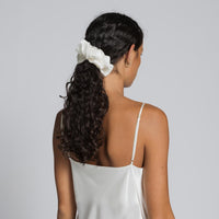 Silk Scrunchie Pearl White lookbook 3