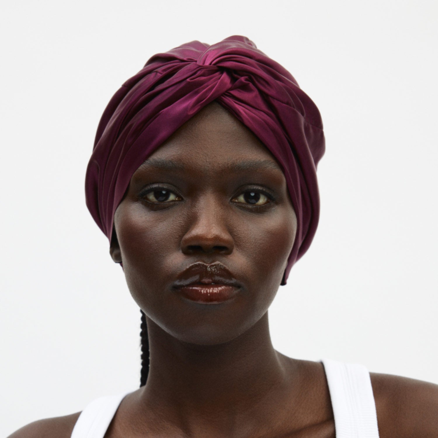 Silk Bonnet Wine Red detail